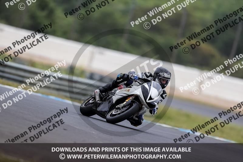 estoril;event digital images;motorbikes;no limits;peter wileman photography;portugal;trackday;trackday digital images